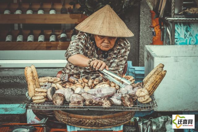 欢乐吃货的美食世界：从街头小吃到五星级餐厅，品味世界各地美食的无尽魅力